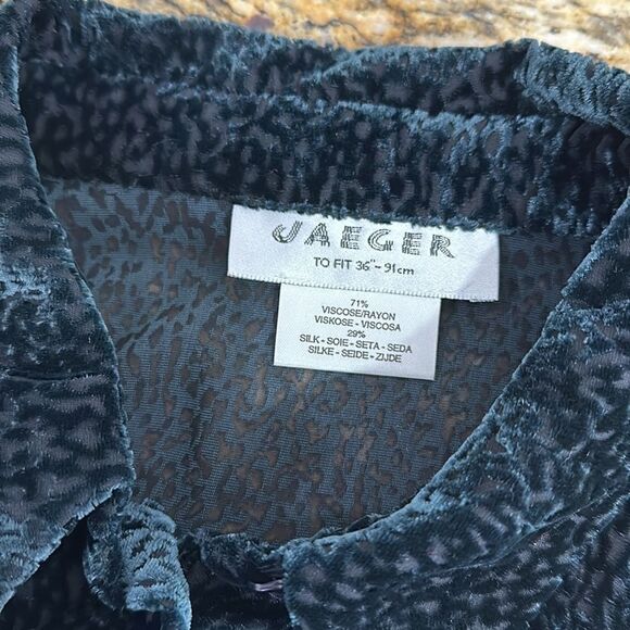Jaeger Vintage Silk Blend Velvet Burnout Black Button Down Shirt Size M - Picture 5 of 9